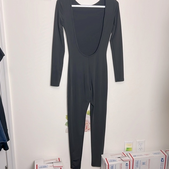 Full body jumpsuit - Picture 10 of 11